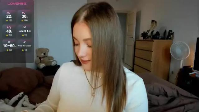 Image 4 of ju_lii Stream on Chaturbate on 20 days ago