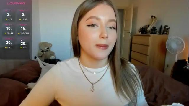 Image 11 of ju_lii Stream on Chaturbate on 18 days ago
