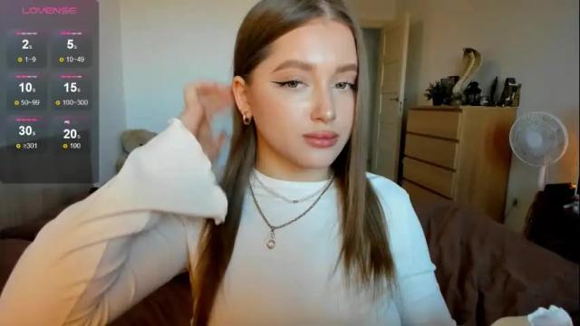 Image 7 of ju_lii Stream on Chaturbate on 18 days ago