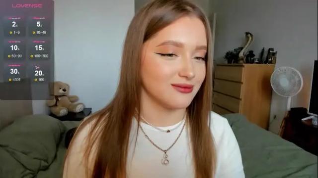 Image 2 of ju_lii Stream on Chaturbate on 13 days ago
