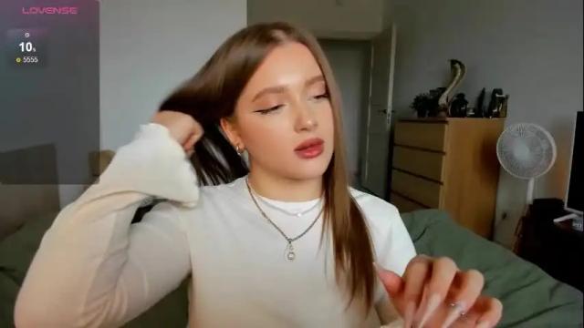 Image 8 of ju_lii Stream on Chaturbate on 13 days ago