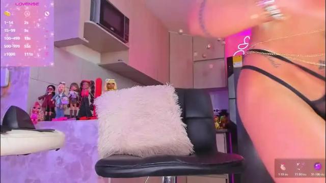 Image 12 of juana18quintero Stream on Chaturbate on 24 days ago