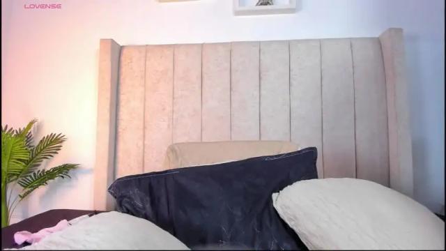 Image 12 of juana_240 Stream on Chaturbate on 1 month ago