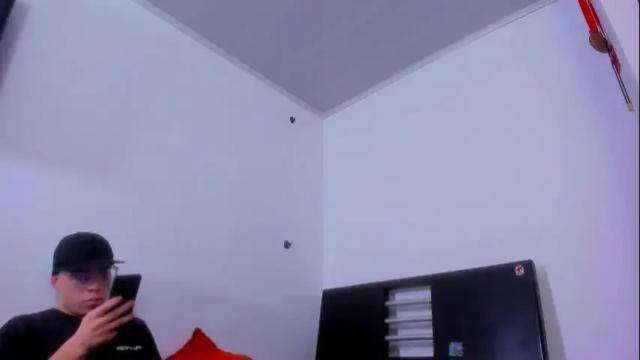 Image 10 of juanftmaria Stream on Chaturbate on 3 months ago