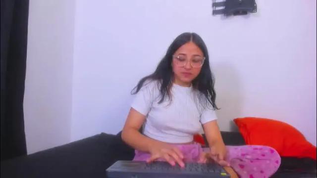 Image 4 of juanftmaria Stream on Chaturbate on 1 month ago