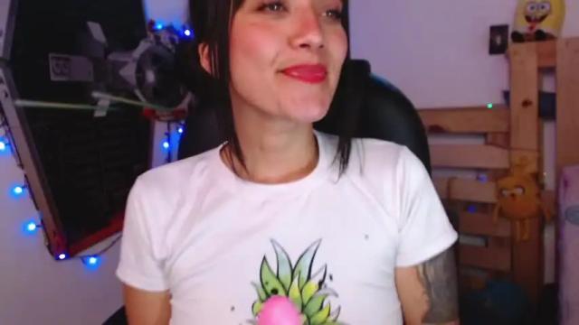 Image 11 of juanita_adams Stream on Chaturbate on 16 months ago