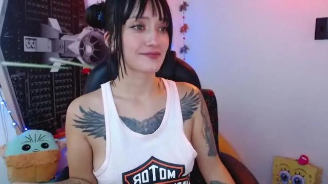 Thumbnail 3, juanita_adams's Stream at Chaturbate, 13 months ago