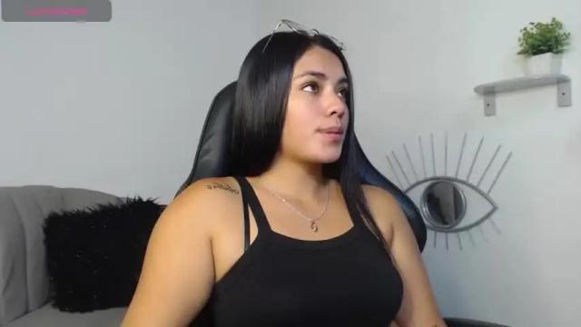 Image 4 of juanita_angell Stream on Chaturbate on 18 months ago