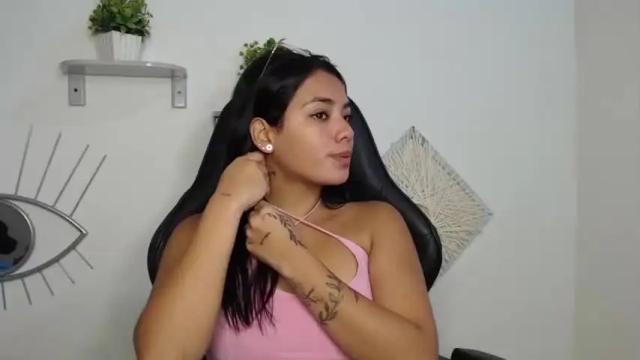 Image 12 of juanita_angell Stream on Chaturbate on 18 months ago