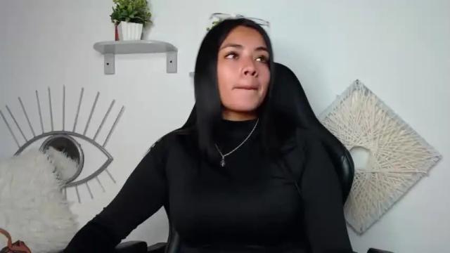 Image 11 of juanita_angell Stream on Chaturbate on 18 months ago