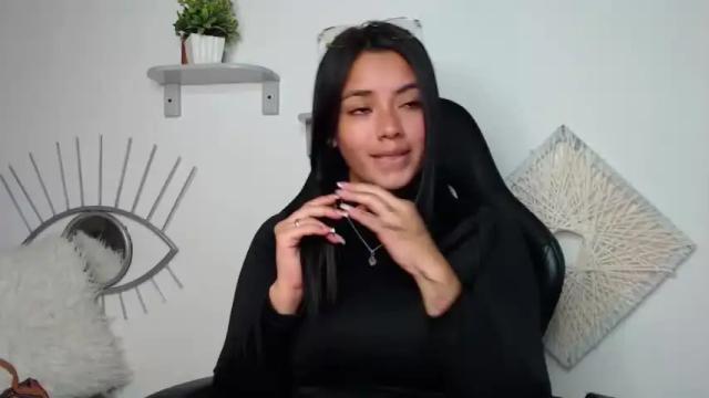 Image 4 of juanita_angell Stream on Chaturbate on 18 months ago