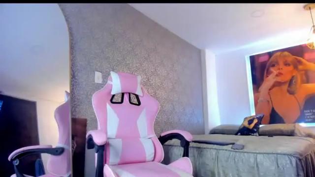 Image 10 of juanitasalvatore Stream on Chaturbate on 13 months ago
