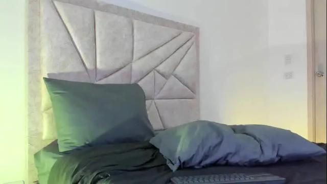 Image 7 of juanjo_fox Stream on Chaturbate on 3 months ago