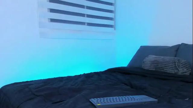 Image 12 of juanjo_fox Stream on Chaturbate on 3 months ago