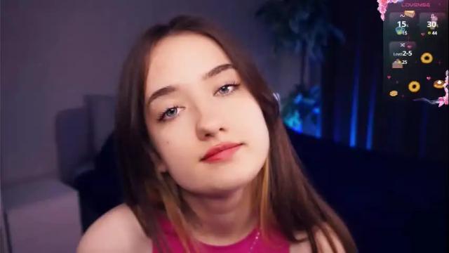 Image 3 of judithchristina Stream on Chaturbate on 12 days ago
