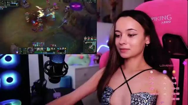Image 8 of juicy___angel Stream on Chaturbate on 1 month ago