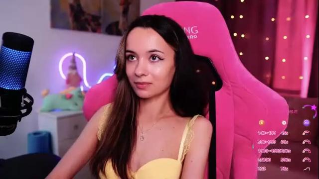 Image 3 of juicy___angel Stream on Chaturbate on 1 month ago
