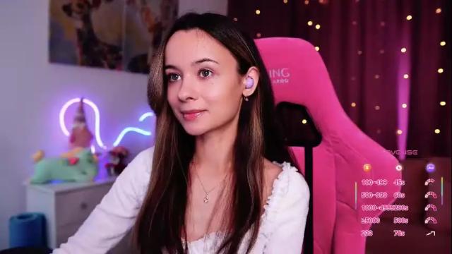 Image 3 of juicy___angel Stream on Chaturbate on 1 month ago