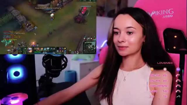 Image 12 of juicy___angel Stream on Chaturbate on 1 month ago