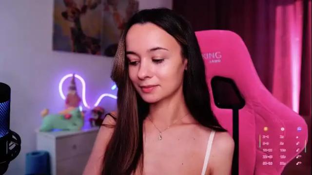 Image 4 of juicy___angel Stream on Chaturbate on 1 month ago