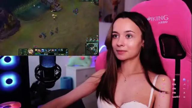 Image 8 of juicy___angel Stream on Chaturbate on 1 month ago