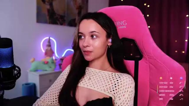 Image 4 of juicy___angel Stream on Chaturbate on 1 month ago