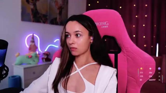 Image 8 of juicy___angel Stream on Chaturbate on 1 month ago