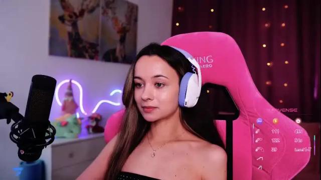 Image 3 of juicy___angel Stream on Chaturbate on 1 month ago