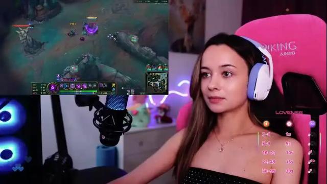 Image 7 of juicy___angel Stream on Chaturbate on 1 month ago