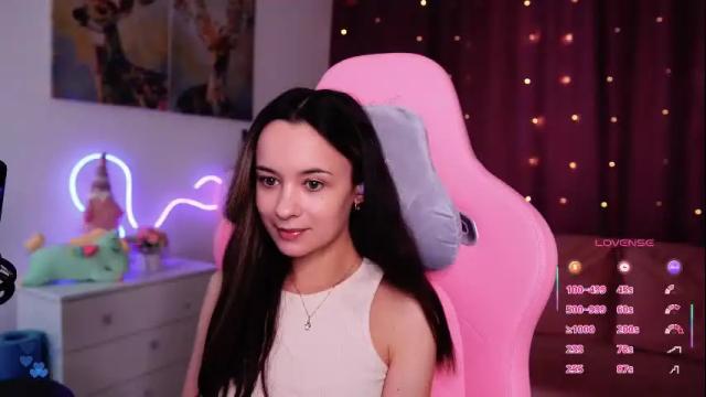 Image 11 of juicy___angel Stream on Chaturbate on 21 days ago