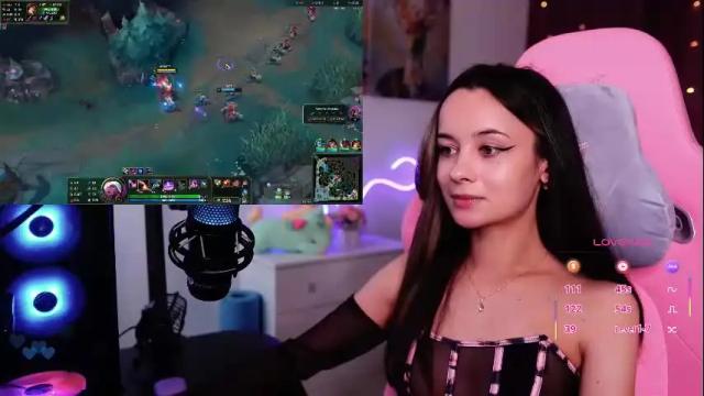 Image 10 of juicy___angel Stream on Chaturbate on 19 days ago