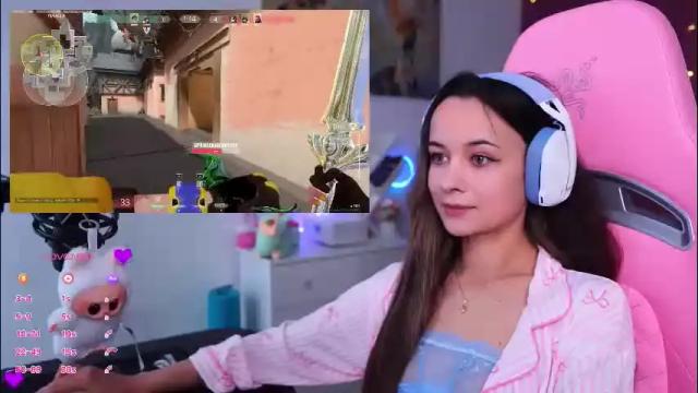 Image 3 of juicy___angel Stream on Chaturbate on 1 month ago