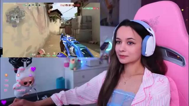 Image 4 of juicy___angel Stream on Chaturbate on 1 month ago