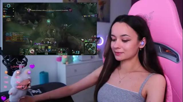 Image 4 of juicy___angel Stream on Chaturbate on 1 month ago