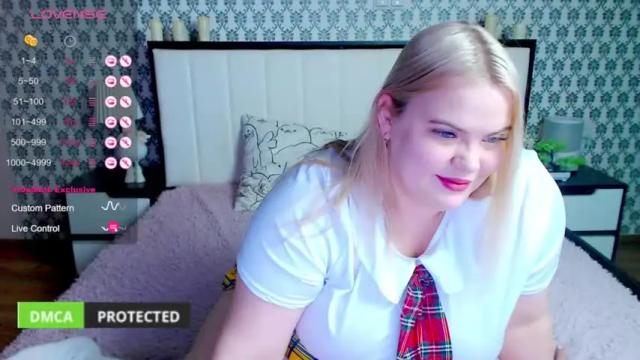 Image 10 of juicy_diana Stream on Chaturbate on 14 months ago