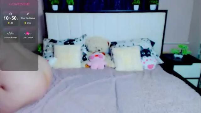 Image 11 of juicy_diana Stream on Chaturbate on 24 days ago