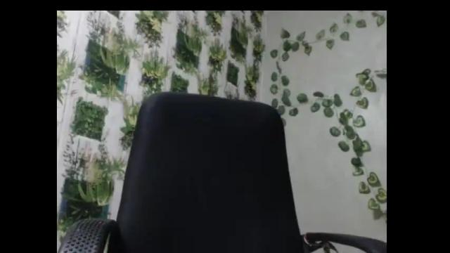 Image 11 of juicy_gold22 Stream on Chaturbate on 13 days ago