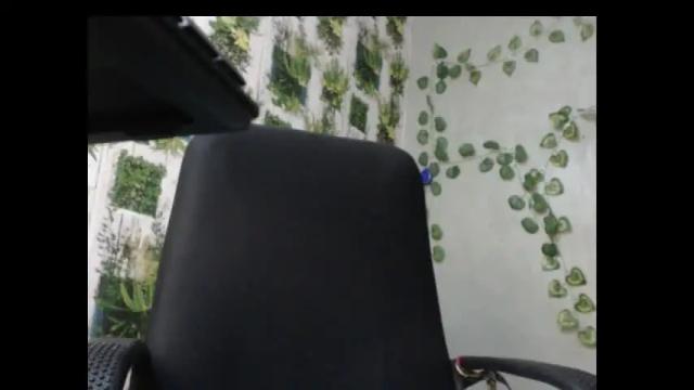 Image 8 of juicy_gold22 Stream on Chaturbate on 13 days ago
