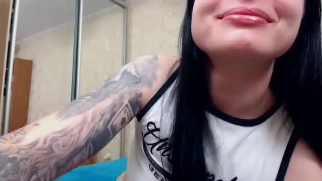Image 6 of juicy_jesss Stream on Chaturbate on 12 months ago