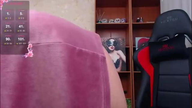 Image 7 of juicy_jesss Stream on Chaturbate on 1 month ago