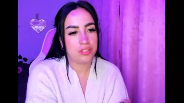 Image 6 of juicy_peach_ass Stream on Chaturbate on 14 months ago