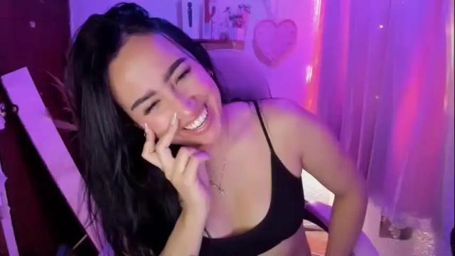Image 7 of juicy_peach_ass Stream on Chaturbate on 13 days ago