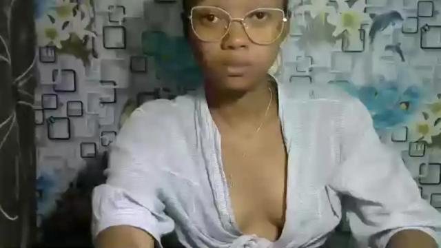 Image 4 of juicy_vegas Stream on Chaturbate on 19 months ago