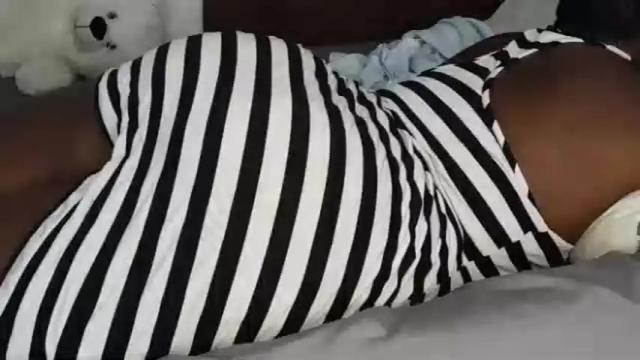 Image 7 of juicybooty_001 Stream on Chaturbate on 2 months ago