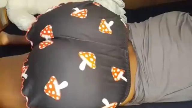 Image 4 of juicybooty_001 Stream on Chaturbate on 1 month ago