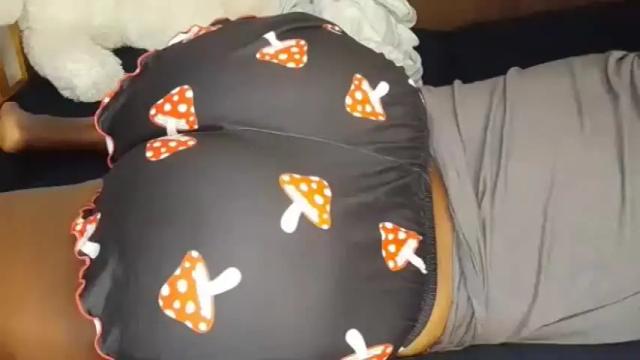 Image 6 of juicybooty_001 Stream on Chaturbate on 1 month ago