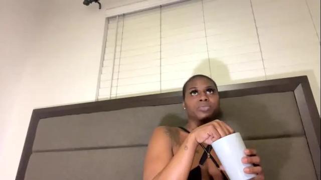 Image 2 of juicyexotic Stream on Chaturbate on 2 months ago