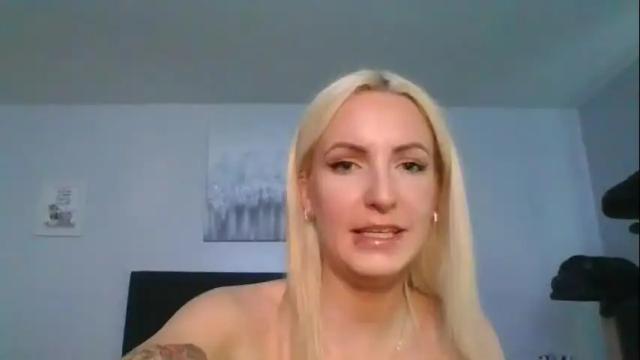 Image 4 of juicyjade2333 Stream on Chaturbate on 12 days ago