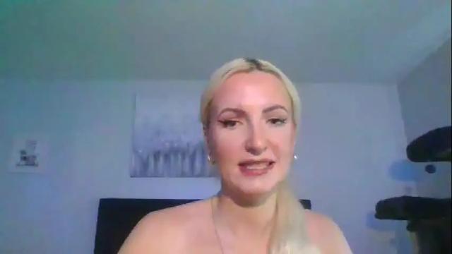 Image 6 of juicyjade2333 Stream on Chaturbate on 5 months ago