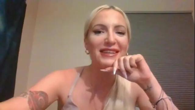 Image 2 of juicyjade2333 Stream on Chaturbate on 5 months ago